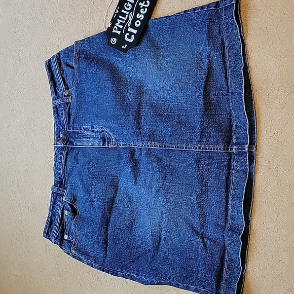 Venezia Dresses & Skirts - Venezia Jeans Denim Skirt 16 Medium Wash